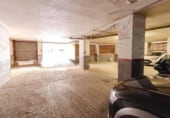 363m² commercial premises for sale in Barcelona, in the area of Navas, Carrer de Múrcia photo