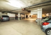 363m² commercial premises for sale in Barcelona, in the area of Navas, Carrer de Múrcia photo