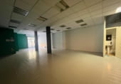 351m² commercial premises for sale in Igualada, Avinguda de Pau Casals photo