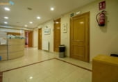 291m² office for sale in Badajoz, Calle de Gabriel photo