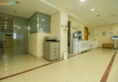 291m² office for sale in Badajoz, Calle de Gabriel photo