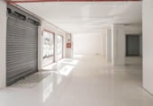 600m² commercial premises for sale in Rubiá, Calle Zacatín photo