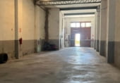 Local comercial en venta con 261m² en Onteniente, Calle Lope Vaillo foto