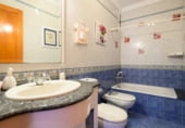 Edificio en venta con 918m² en Vega de San Mateo, Calle Cifuentes foto