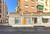 Local comercial en venta con 112m² en Granada, en la zona de Cruz de Lagos, Calle Baladíes foto