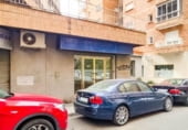 Local comercial
en venda
amb 72m² a Granada, Calle Elena Martín Vivaldi foto