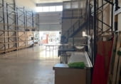 330m² warehouse industrial for sale in Reus, in the area of Ferrer photo
