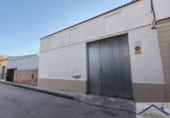 195m² entrepôt industriel pour vente à Linares photo