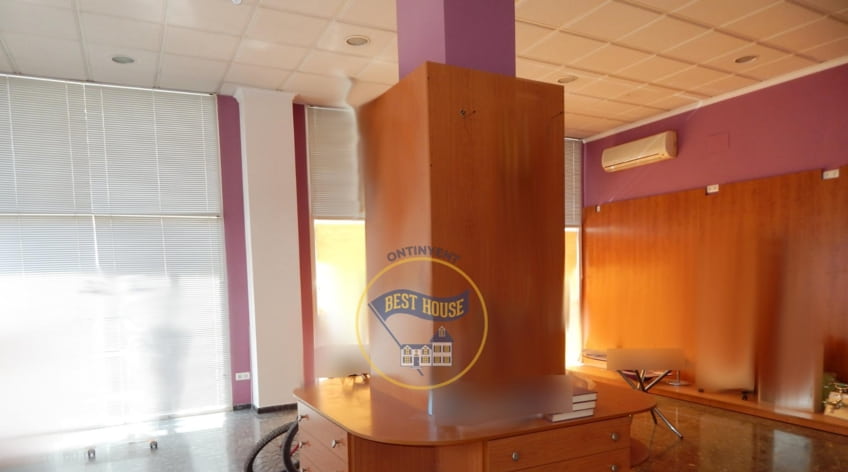 Local comercial