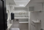 Local comercial en venta con 117m² en Guardamar del Segura, Avenida PAIS VALENCIANO, 58 foto