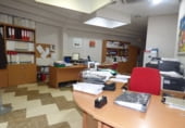 Local comercial en alquiler con 81m² en Albacete foto