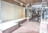 140m² locaux commerciaux pour location à Vigo photo