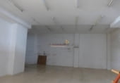 Local comercial en alquiler con 190m² en Vigo foto
