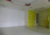 Local comercial en alquiler con 72m² en Vigo foto