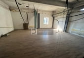 180m² locaux commerciaux pour location à Tuy, dans le quartier de Tui photo