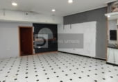 82m² locaux commerciaux pour location à Barbadás, dans le quartier de A Valenzá photo