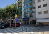 103m² laundromat for sale in Pineda de Mar, Plaça de les Mèlies photo