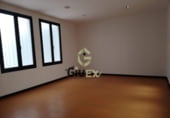 Oficina en alquiler con 550m² en Cáceres foto