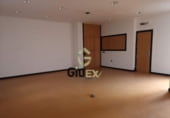 Oficina en alquiler con 550m² en Cáceres foto