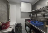 Local comercial en alquiler con 51m² en Gerona foto