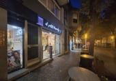 Local comercial en alquiler con 51m² en Gerona foto