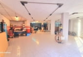 Local comercial
en venda
amb 194m² a Elx, Calle Martín de Torres foto