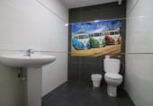 211m² locaux commerciaux pour vente à Coín, photo