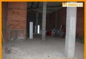 251m² locaux commerciaux pour vente à Celanova, Rúa de Froila photo