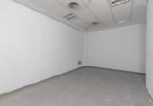 Local comercial en venta con 180m² en Montefrío, Calle Esquinas de Jesús foto
