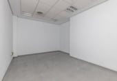 Local comercial en venta con 180m² en Montefrío, Calle Esquinas de Jesús foto