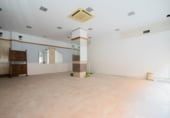 Local comercial en venta con 144m² en Granada, en la zona de Sagrario, Calle Cetti-Meriém foto