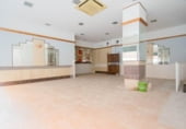 Local comercial en venta con 144m² en Granada, en la zona de Sagrario, Calle Cetti-Meriém foto