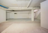 Local comercial en venta con 144m² en Granada, en la zona de Sagrario, Calle Cetti-Meriém foto