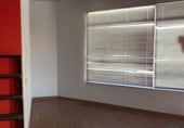 189m² commercial premises for sale in Ponferrada, in the area of Cuatrovientos, calle gustavo adolfo bécquer, 24400 photo