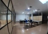 610m² commercial premises for sale in Murcia, in the area of Vista Alegre, Calle Abenarabi photo
