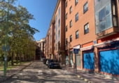 216m² commercial premises for sale in Ávila, Travesía de las Cinco Villas photo