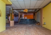 Local comercial en venta con 819m² en Alcobendas, Calle Mariano Sebastián Izuel foto