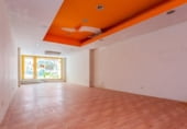 Local comercial en venta con 819m² en Alcobendas, Calle Mariano Sebastián Izuel foto