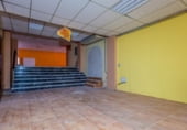 Local comercial en venta con 819m² en Alcobendas, Calle Mariano Sebastián Izuel foto