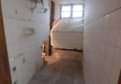 Local comercial en venta con 78m² en Santiago de Compostela, Praza de Cervantes foto