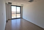 Oficina
en venda
amb 43m² a Sevilla, a la zona de Barriada Pino Montano, Glorieta Miranda foto