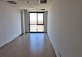 Oficina
en venda
amb 43m² a Sevilla, a la zona de Barriada Pino Montano, Glorieta Miranda foto