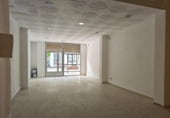 Local comercial en venta con 88m² en Buñol, Calle Teruel foto