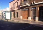288m² commercial premises for sale in Buñol, Calle Antonio Machado photo