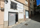 Local comercial en venta con 36m² en Buñol, Calle de Moratín foto