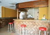 182m² commercial premises for sale in Algeciras, photo