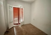 492m² building for sale in Figueras, Carrer del President Kennedy photo