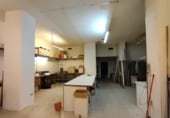459m² commercial premises for sale in Bilbao, in the area of San Pedro de Deusto, Ribera de Deustu photo