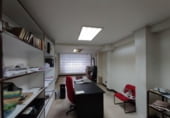 459m² commercial premises for sale in Bilbao, in the area of San Pedro de Deusto, Ribera de Deustu photo