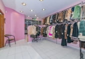 Local comercial en venta con 96m² en Granada, en la zona de Barrio de San Antón, Plaza General Emilio Herrera foto